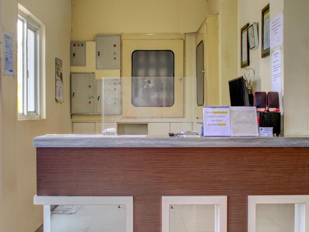 Oyo 90162 Remboelan Guest House Sungai Lutus Экстерьер фото